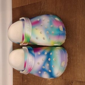 CROCS - Women's Tie Dye Style Sandals - Size: 8